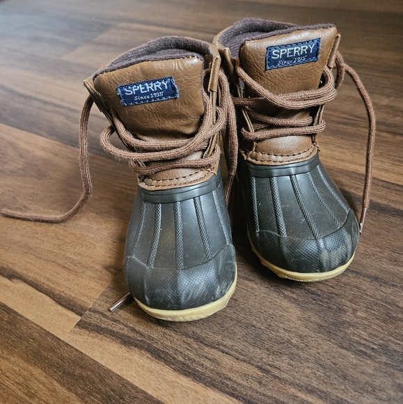 Sperry Rainboots 6 C - Picture 1 of 5